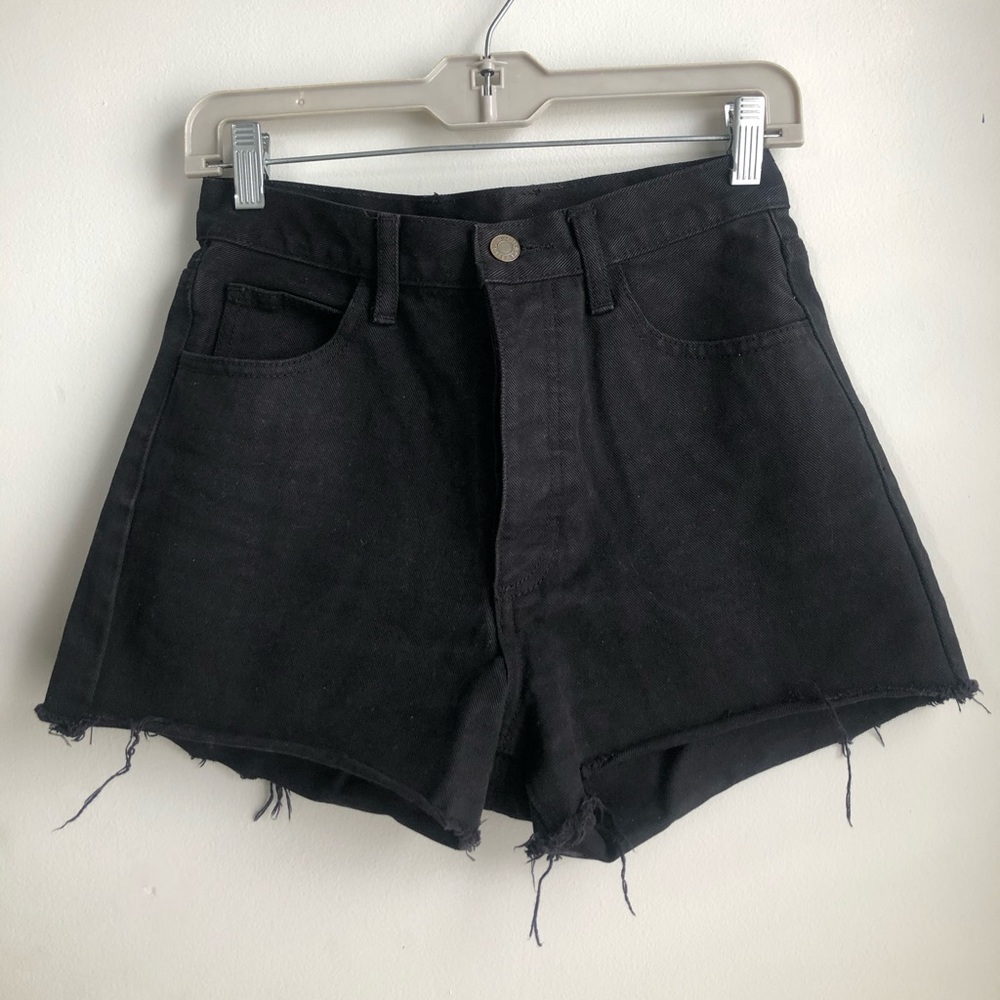 ✨SOLD!✨ Brandy Melville perfect Jean short